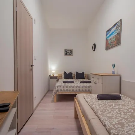 Dob Apartment With Ac Budapešť Exteriér fotografie