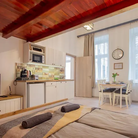 Dob Apartment With Ac Budapešť Exteriér fotografie